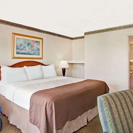 Days Inn By Wyndham Forrest City Esterno foto