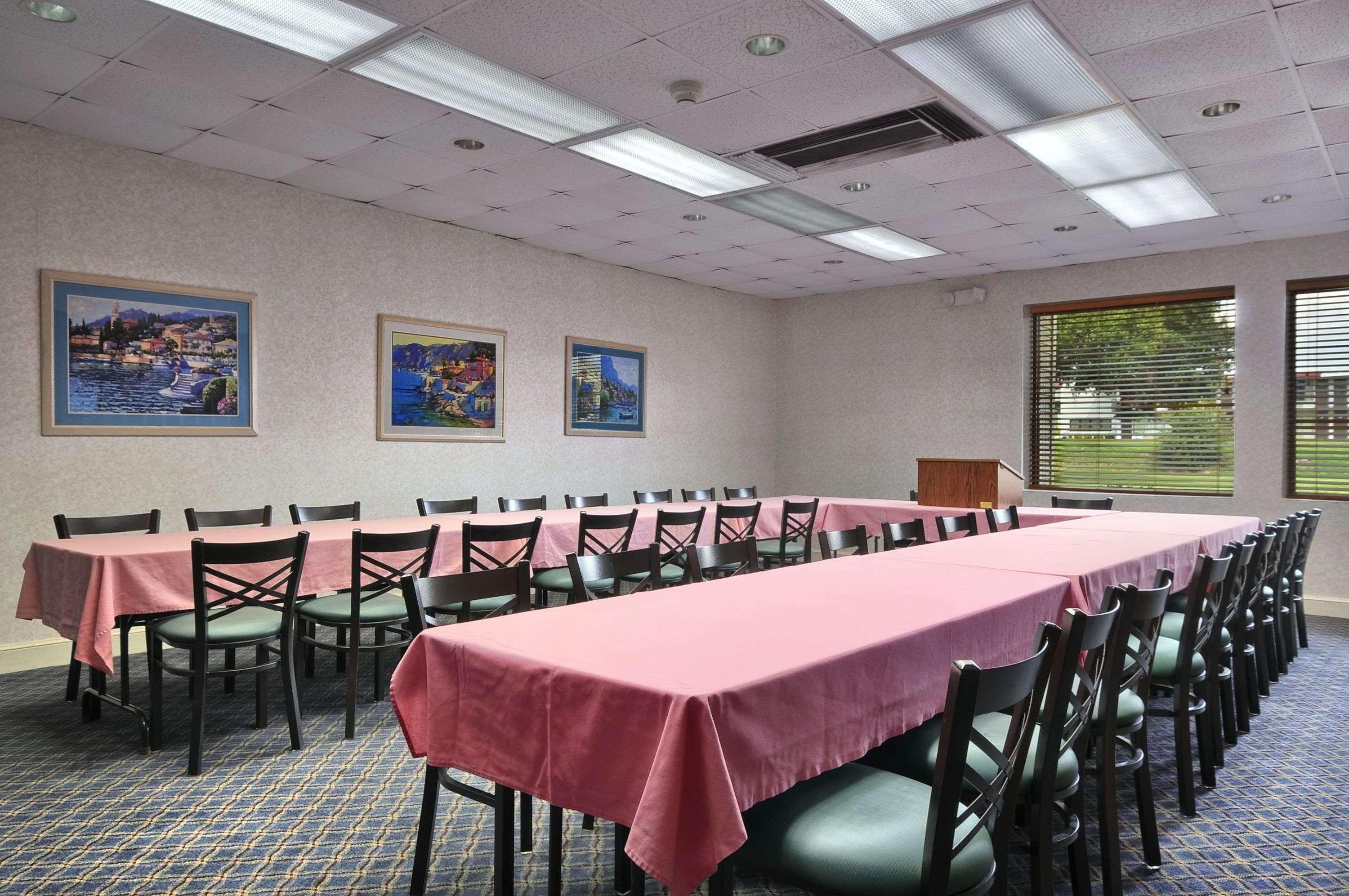 Days Inn By Wyndham Forrest City Esterno foto
