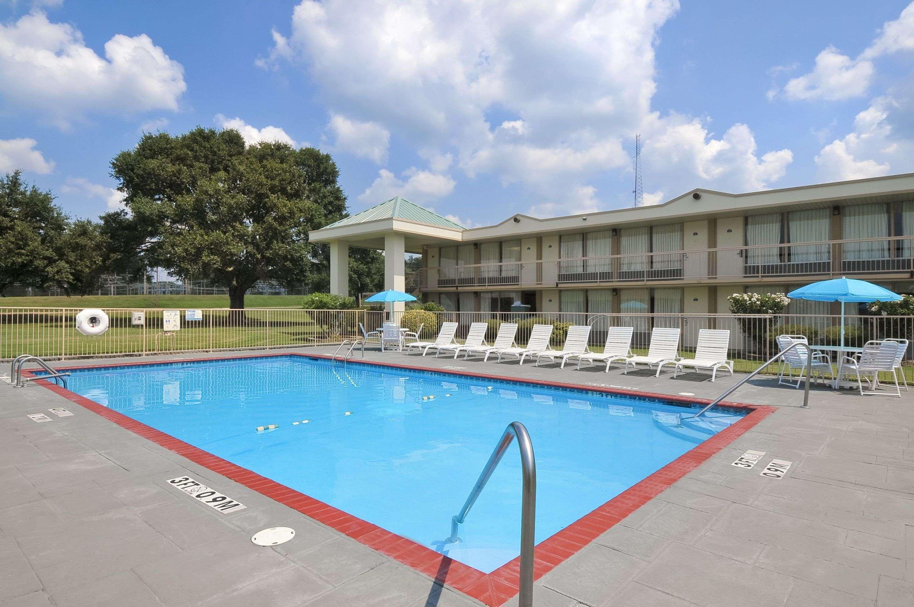 Days Inn By Wyndham Forrest City Esterno foto