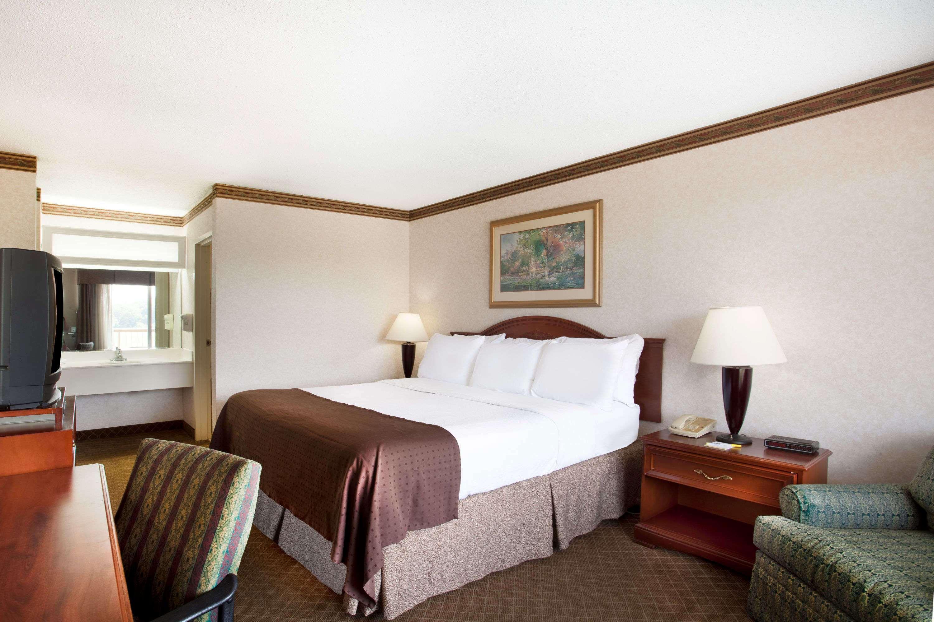 Days Inn By Wyndham Forrest City Esterno foto