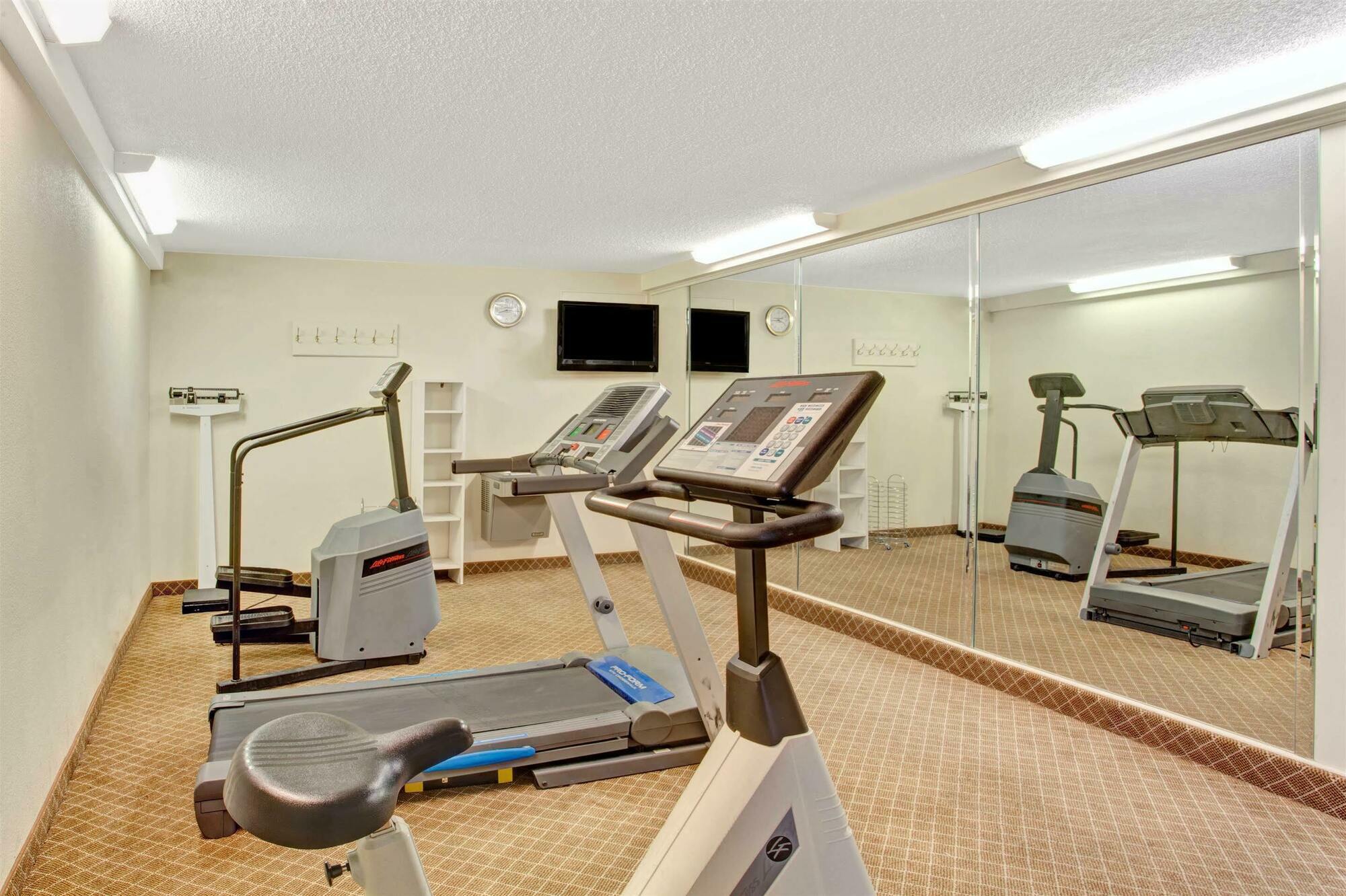 Days Inn By Wyndham Forrest City Esterno foto