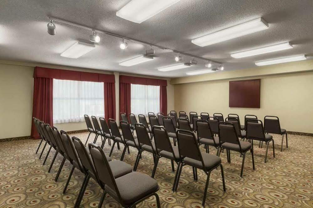 Days Inn By Wyndham Forrest City Esterno foto